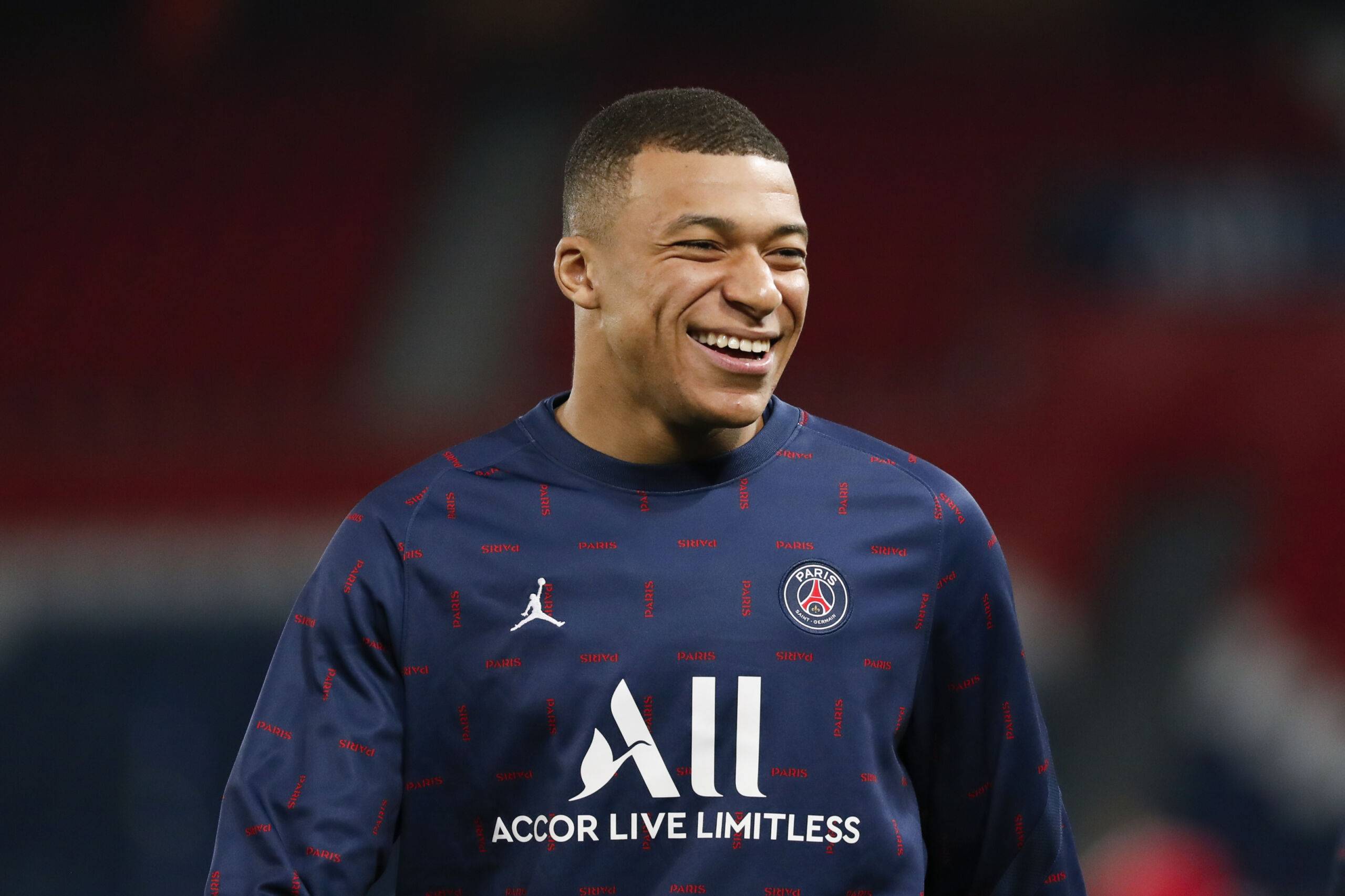 Official: Kylian Mbappe To Stay At Paris Saint-Germain