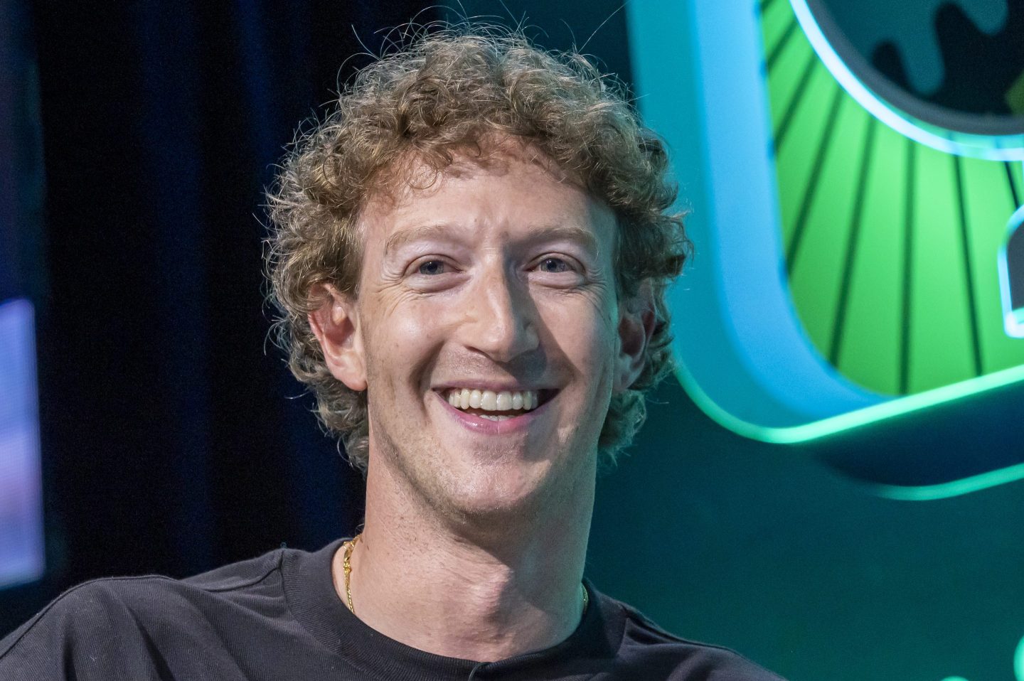 Mark Zuckerberg is now worth $200 billion, 3rd Richest Person