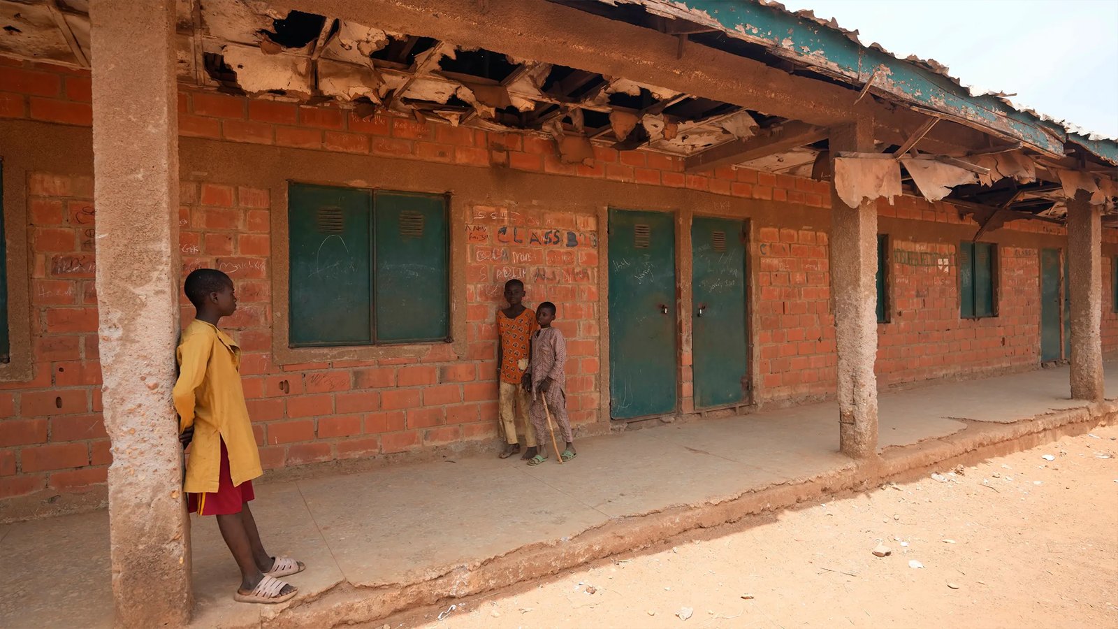 Gunmen kidnap 25 schoolgirls from Nigerian school, kill vice principal